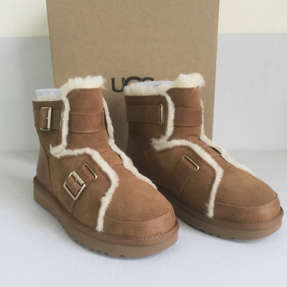 ugg dune mini